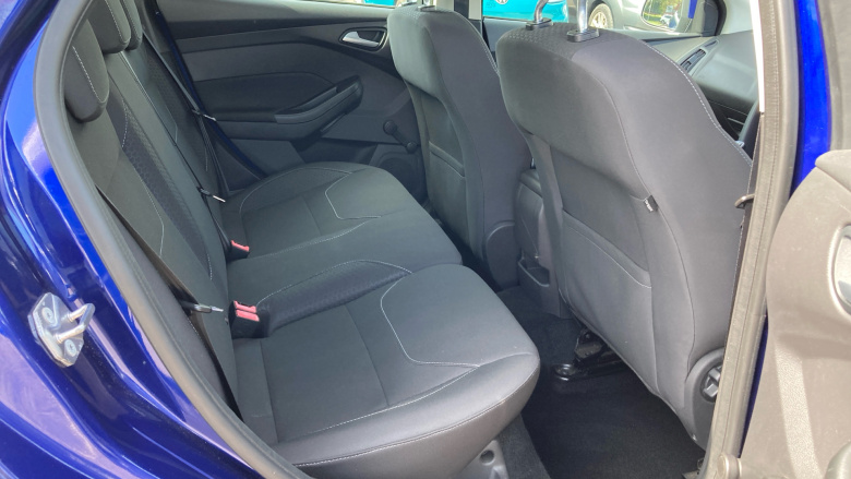 Ford Focus 1.0 EcoBoost 125 Zetec 5dr Petrol Hatchback